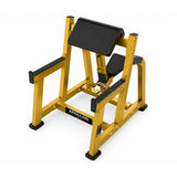 Apollon Fitness skot klupa za biceps – Preacher Curl Bench sa tapaciranim osloncem za ruke i nosačima za šipku, profesionalna oprema za teretane.
